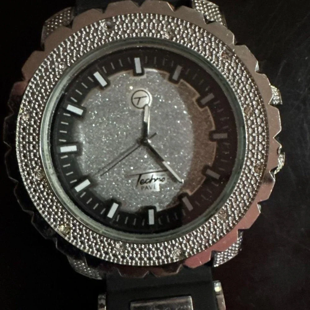 Techno Pave Mens Silver Tone Iced Bezel Quartz Watch Black Silicone Strap 7288